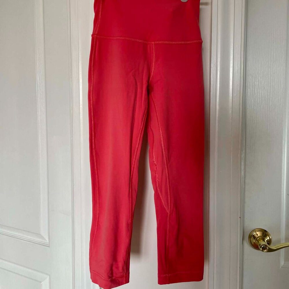 Lululemon capri yoga leggings